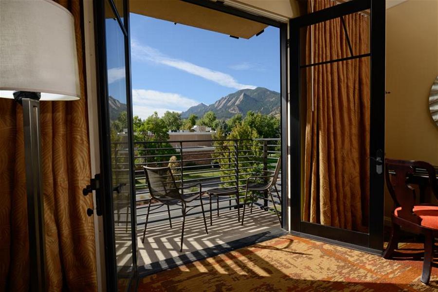 Balcony with a view of the mountains